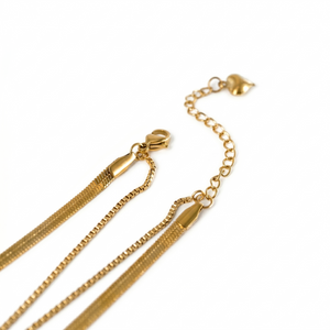 FLATTERING ANKLET
