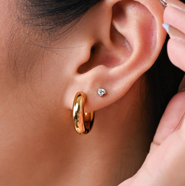 SMALL HEART STUD 14K