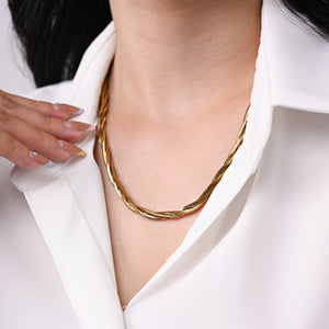 POWER TWISTED GOLD NECKLACE